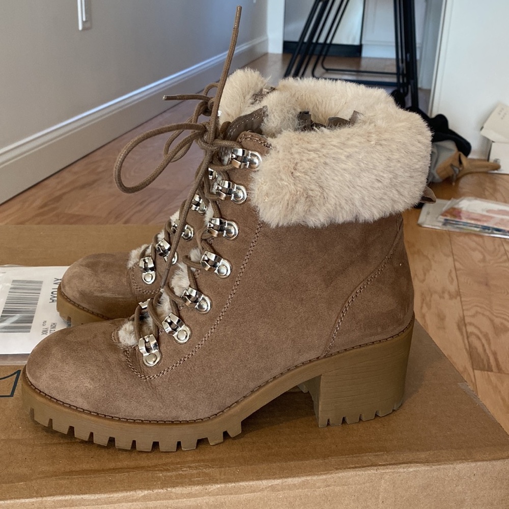 Faux fur trim lace up booties